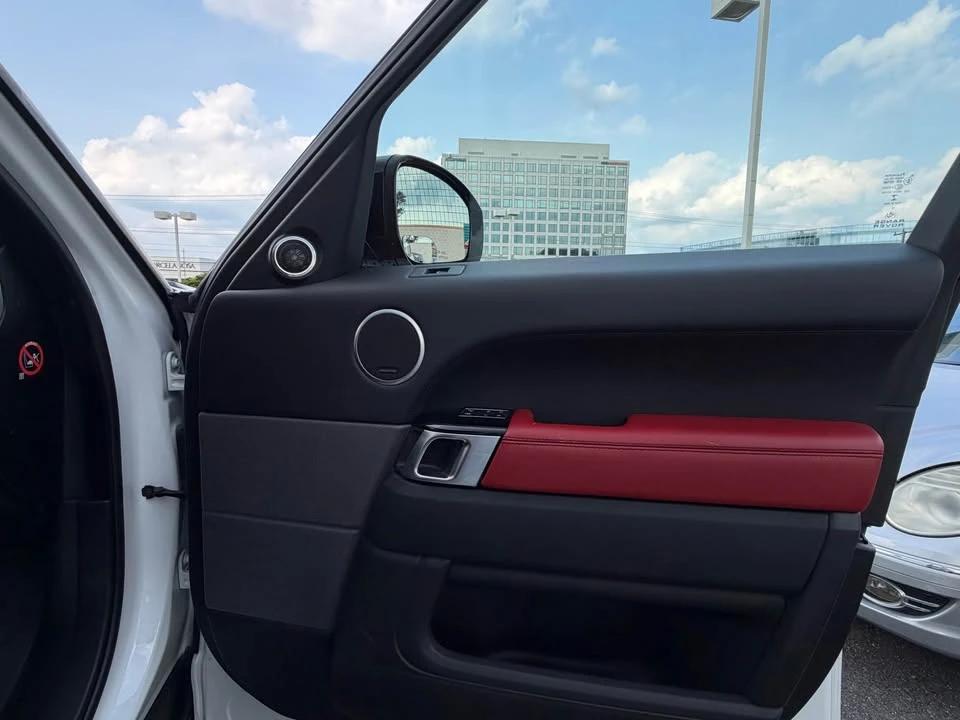 2016 Land Rover Range Rover L405 - Image 9 of 19