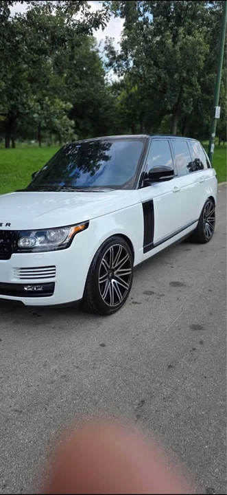 2016 Land Rover Range Rover L405 - Image 2 of 16