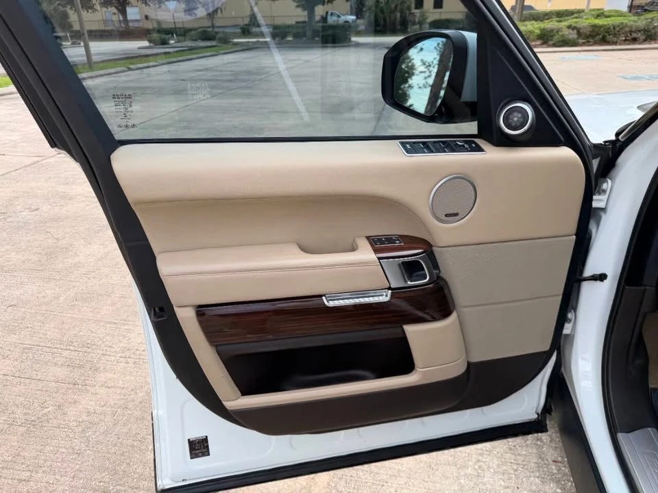 2016 Land Rover Range Rover L405 - Image 12 of 20