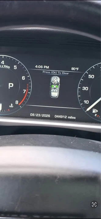 2016 Land Rover Range Rover L405 - Image 9 of 16