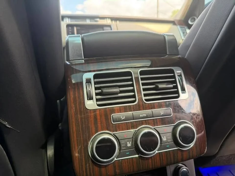 2016 Land Rover Range Rover L405 - Image 14 of 20