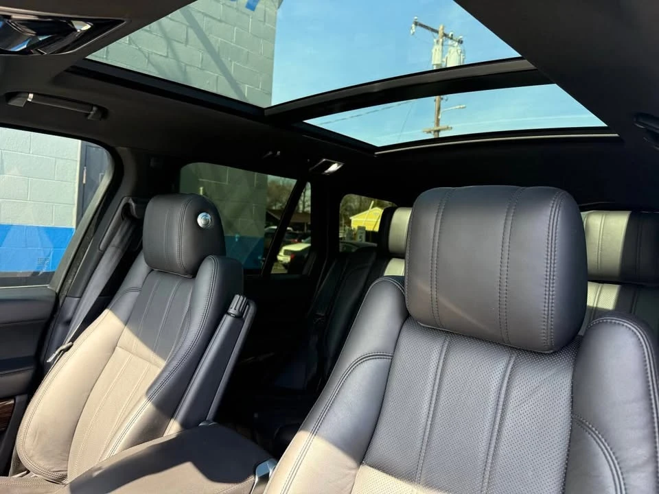 2016 Land Rover Range Rover L405 - Image 9 of 20