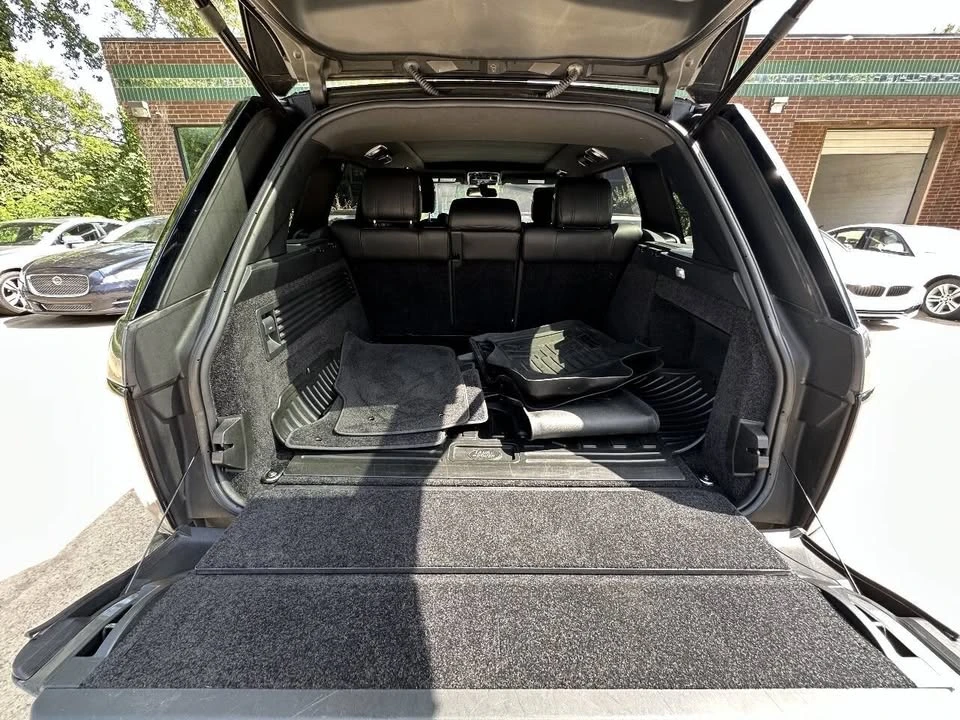 2016 Land Rover Range Rover L405 - Image 17 of 19