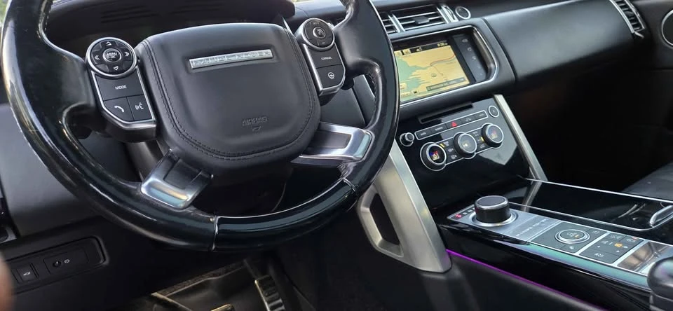 2016 Land Rover Range Rover L405 - Image 14 of 19