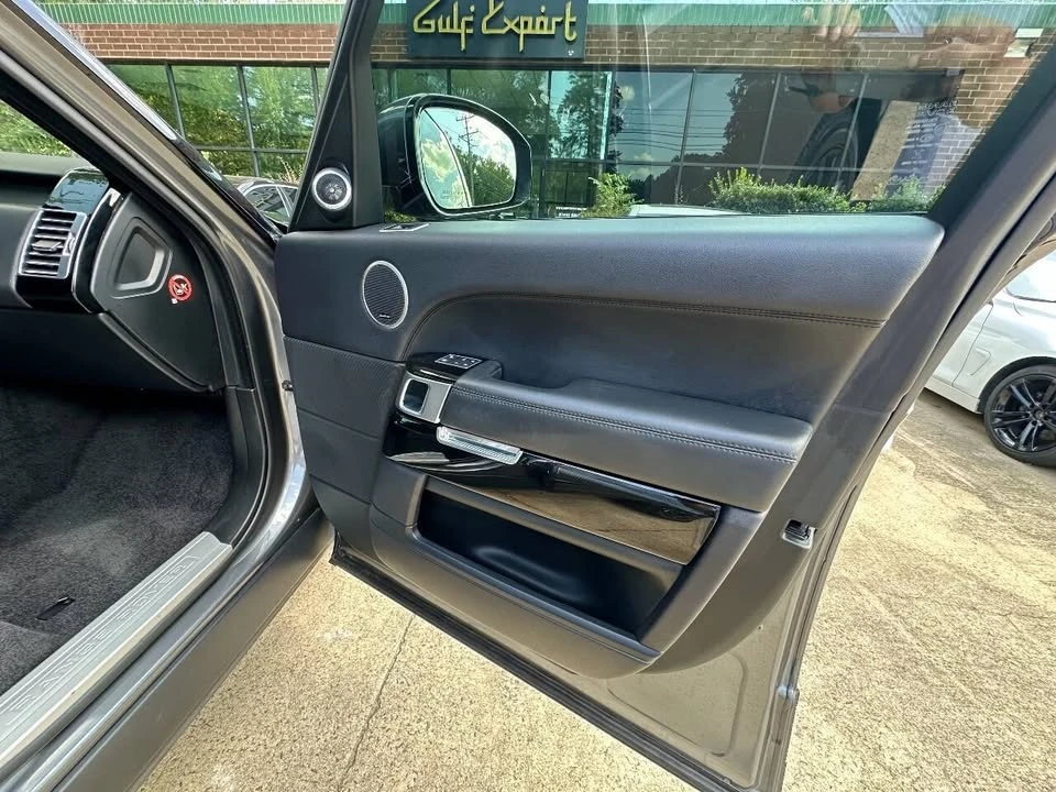 2016 Land Rover Range Rover L405 - Image 7 of 19