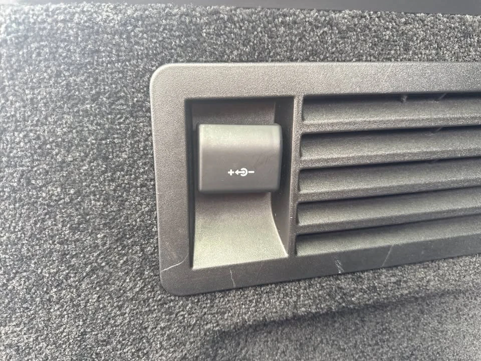2016 Land Rover Range Rover L405 - Image 16 of 20