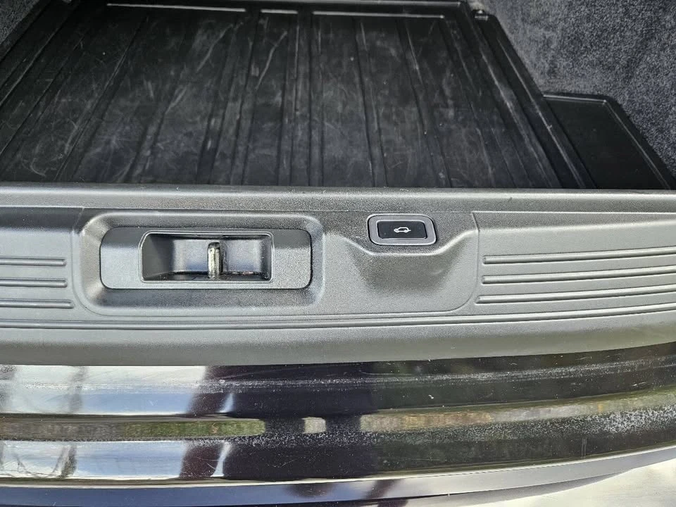 2016 Land Rover Range Rover L405 - Image 16 of 20