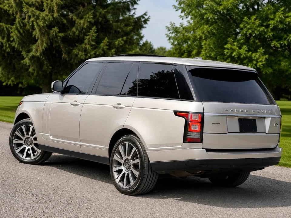 2016 Land Rover Range Rover L405 - Image 11 of 19