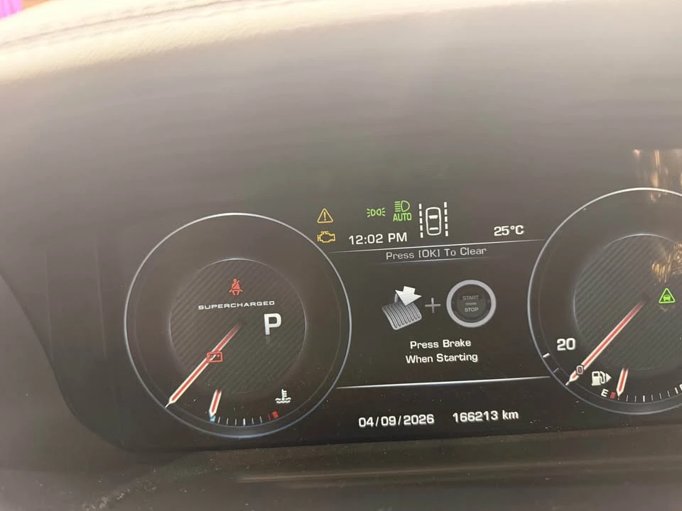 2016 Land Rover Range Rover L405 - Image 6 of 17