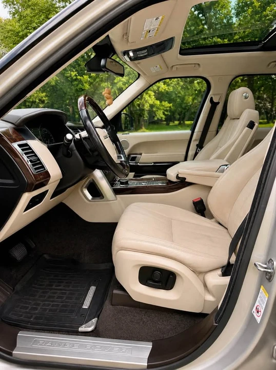 2016 Land Rover Range Rover L405 - Image 17 of 19