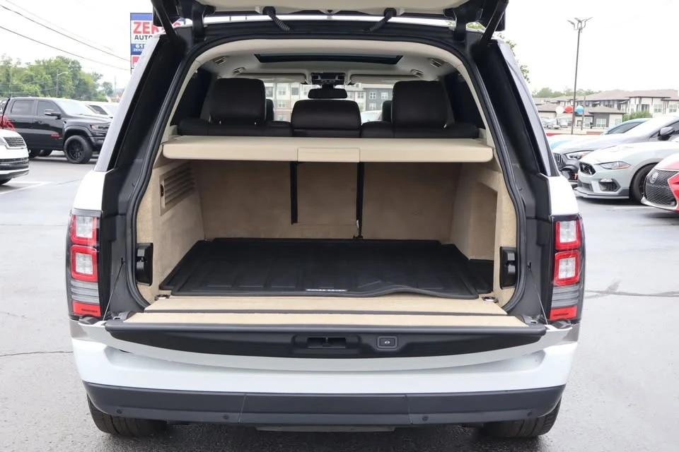 2016 Land Rover Range Rover L405 - Image 17 of 19