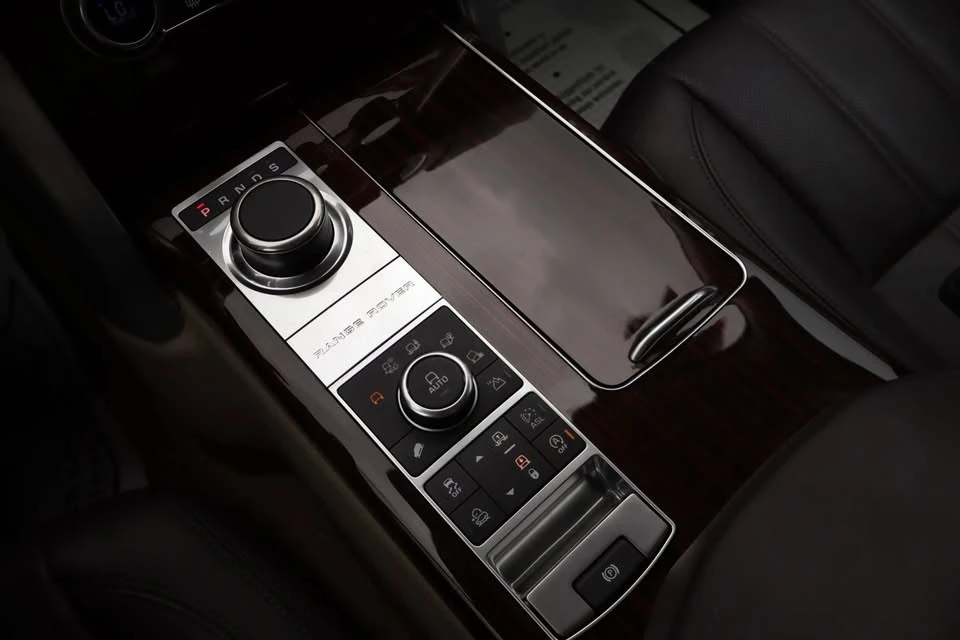 2016 Land Rover Range Rover L405 - Image 13 of 19