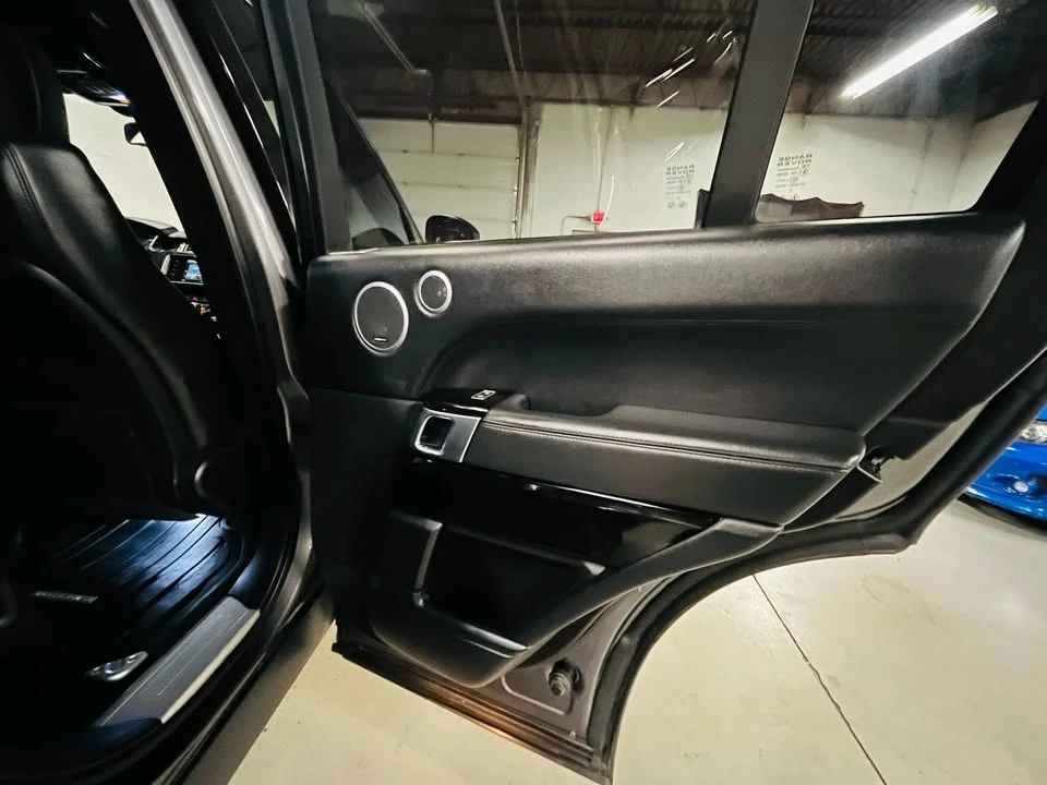 2016 Land Rover Range Rover L405 - Image 17 of 20