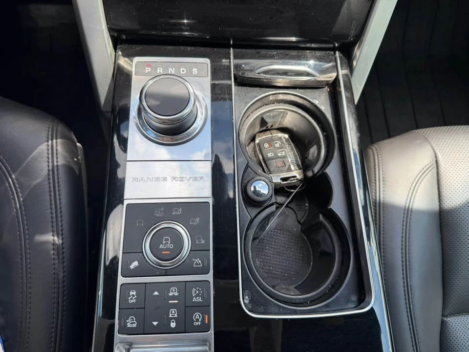 2016 Land Rover Range Rover L405 - Image 12 of 13