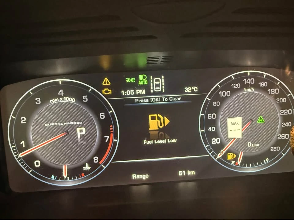 2016 Land Rover Range Rover L405 - Image 10 of 17