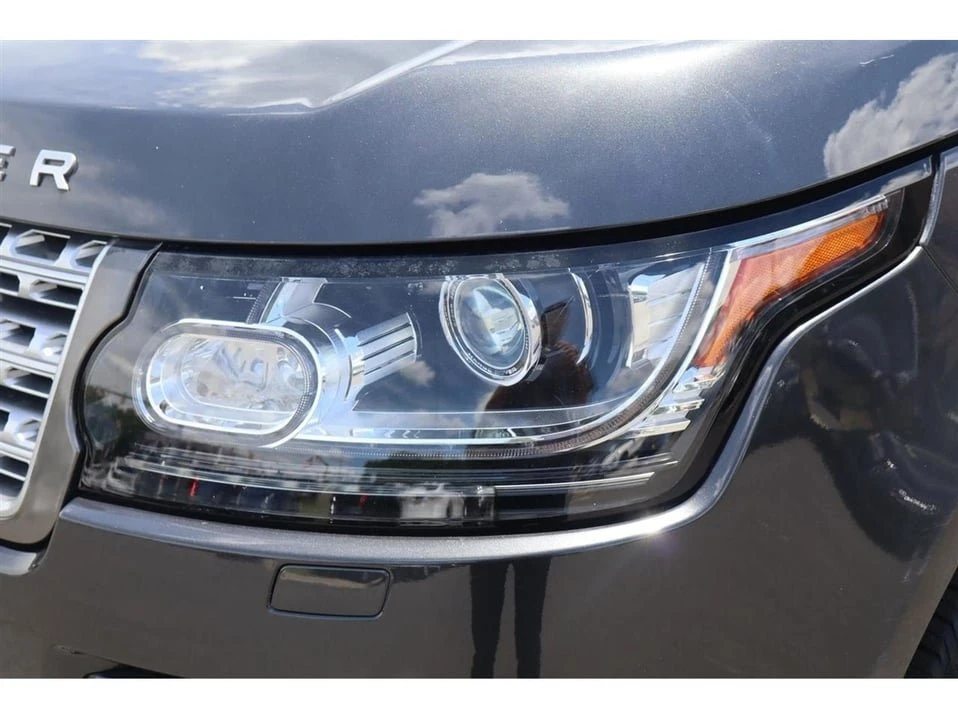 2016 Land Rover Range Rover L405 - Image 11 of 20