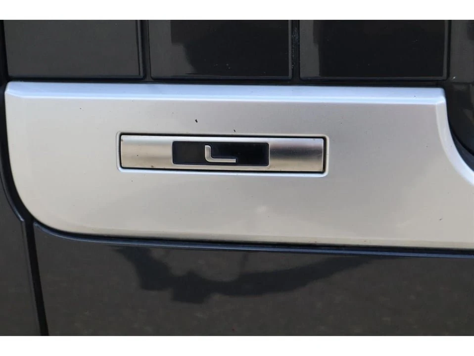 2016 Land Rover Range Rover L405 - Image 13 of 20