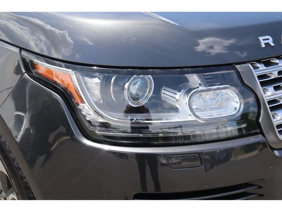 2016 Land Rover Range Rover L405 - Image 10 of 20