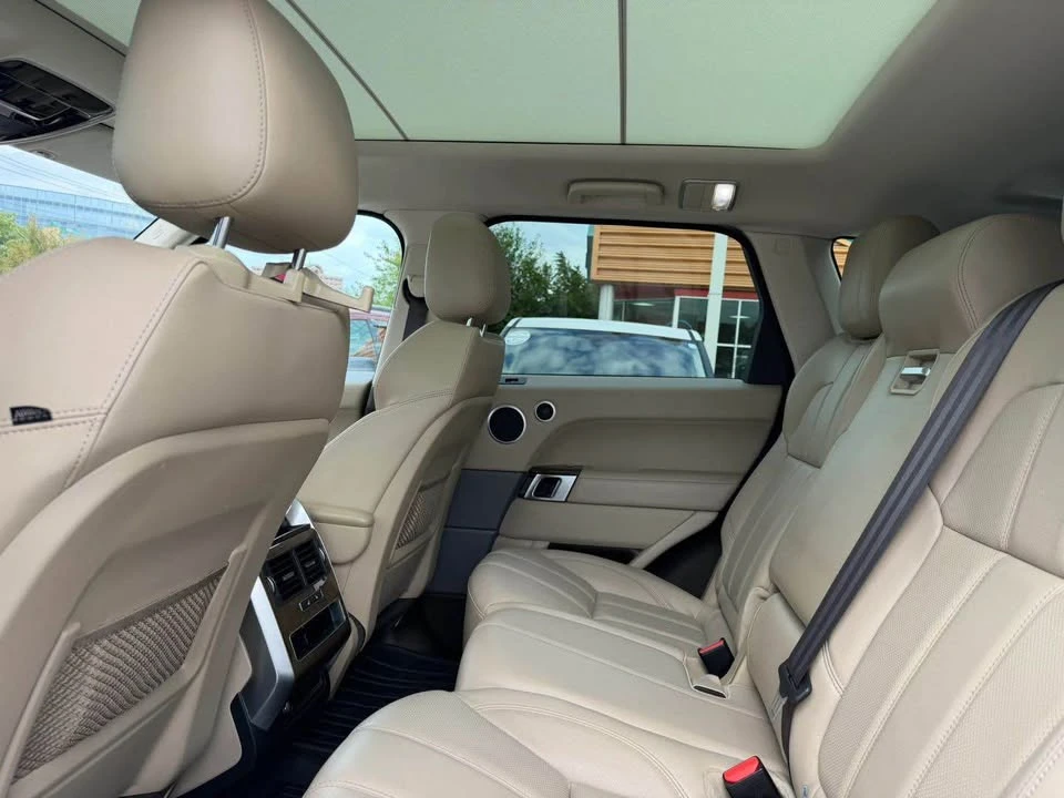 2016 Land Rover Range Rover L405 - Image 4 of 15