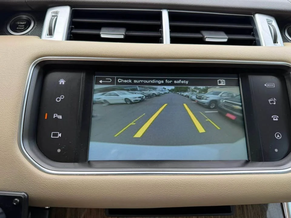 2016 Land Rover Range Rover L405 - Image 12 of 15