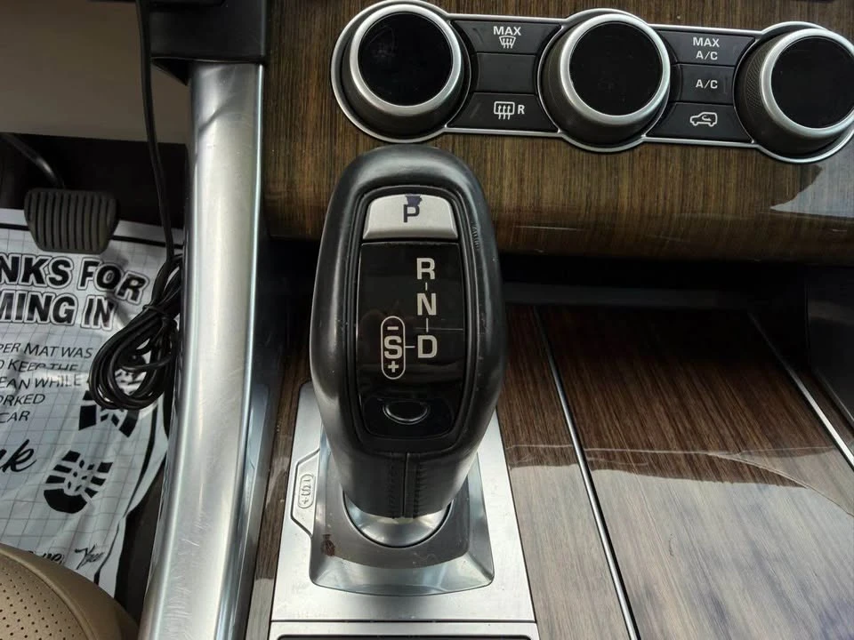 2016 Land Rover Range Rover L405 - Image 10 of 15
