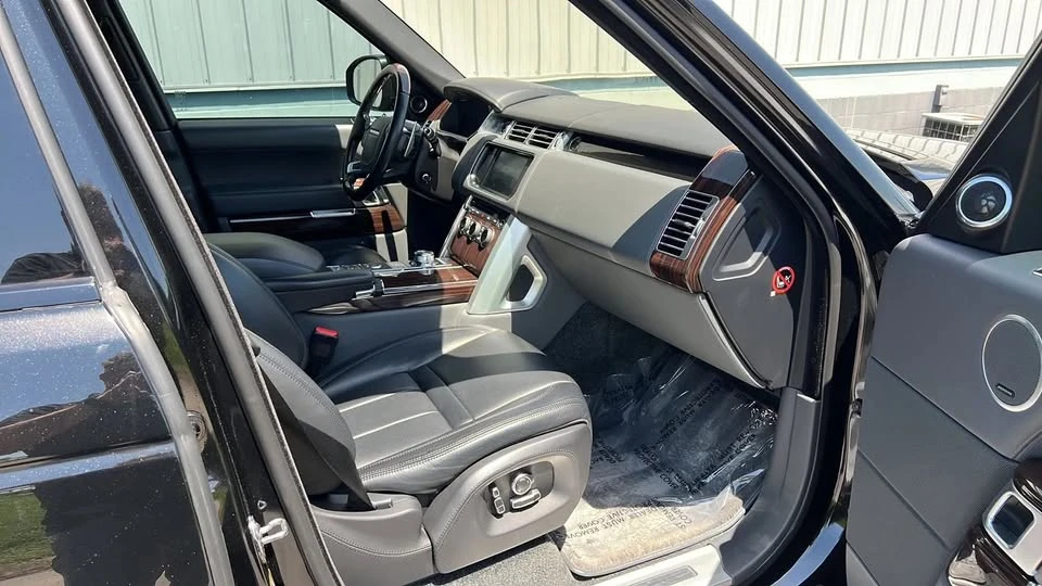 2016 Land Rover Range Rover L405 - Image 18 of 20