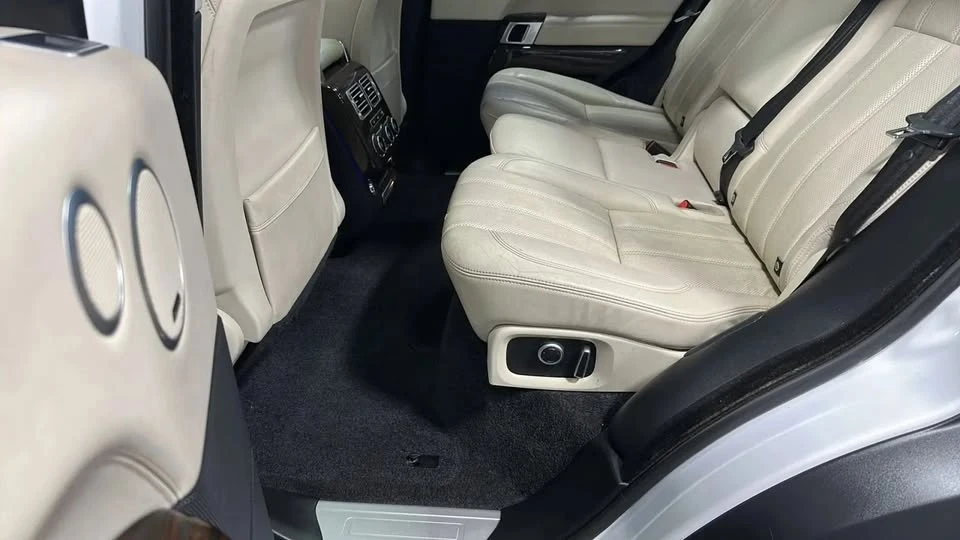 2016 Land Rover Range Rover L405 - Image 11 of 20