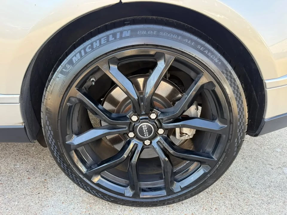 2016 Land Rover Range Rover L405 - Image 13 of 19