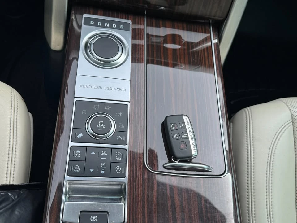 2016 Land Rover Range Rover L405 - Image 18 of 20