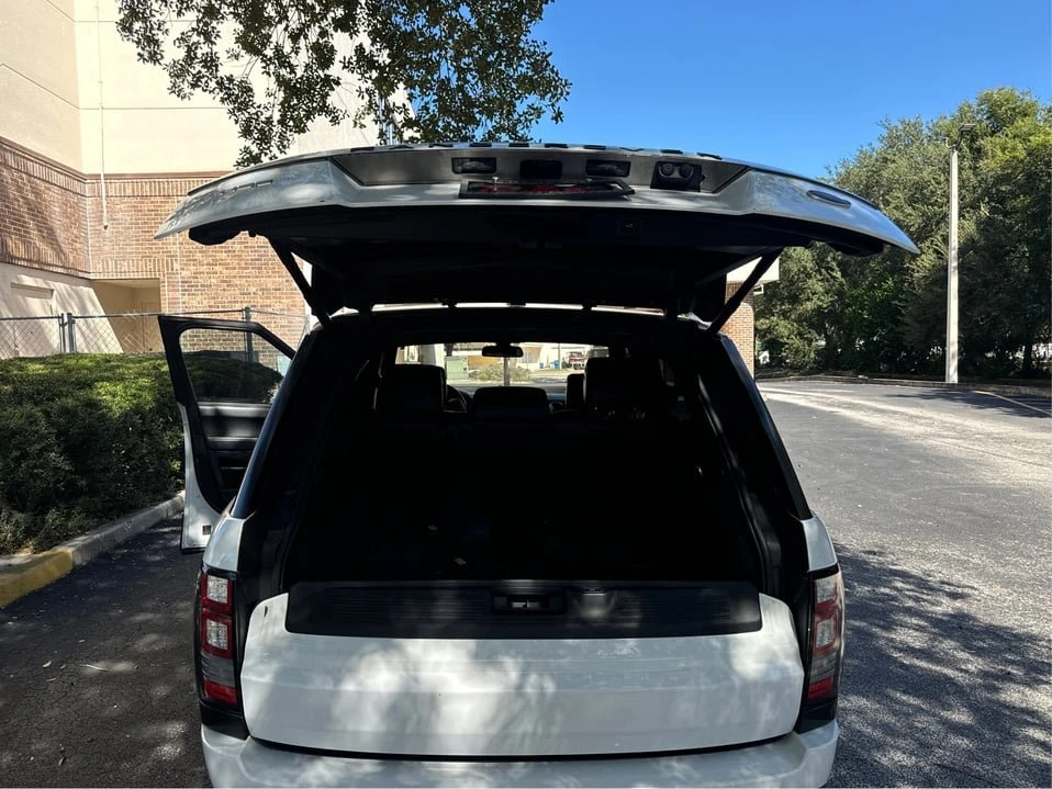 2016 Land Rover Range Rover L405 - Image 12 of 19