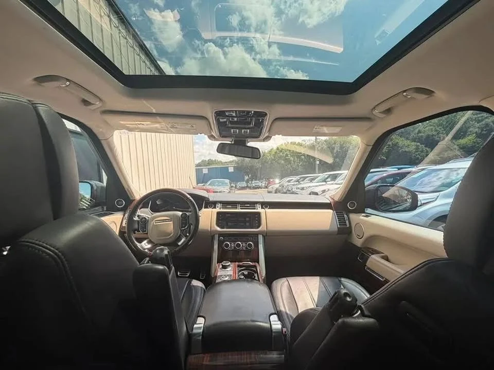 2016 Land Rover Range Rover L405 - Image 12 of 20