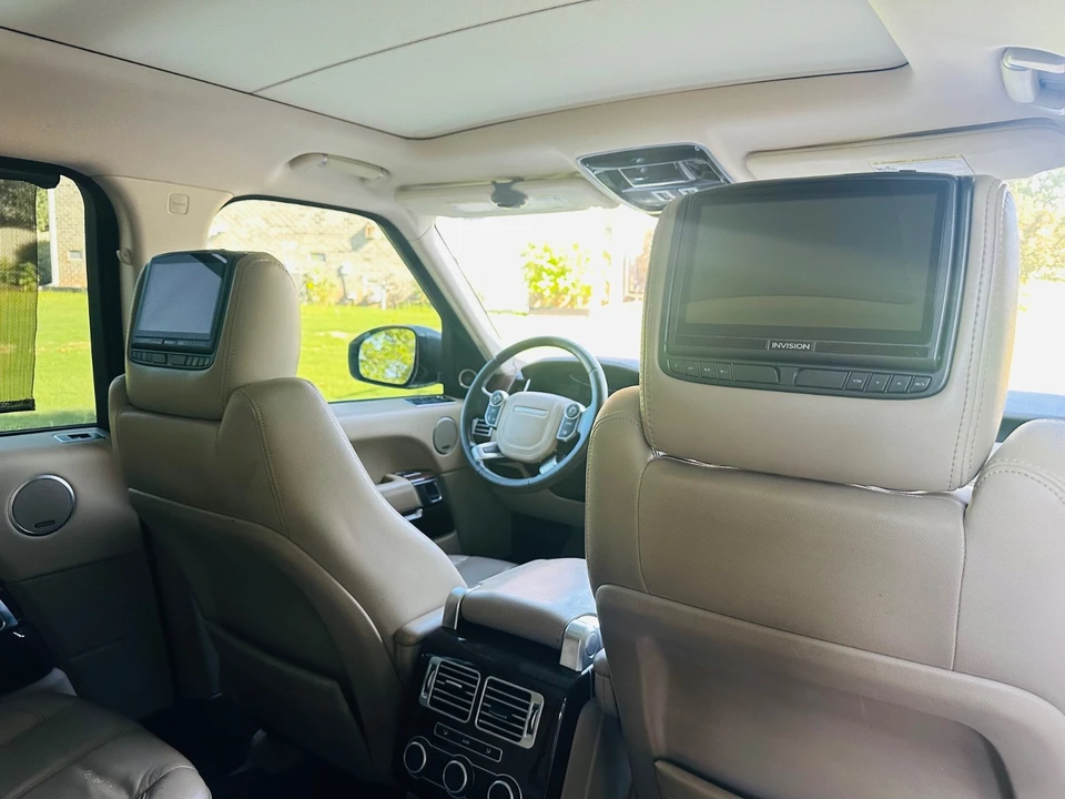 2016 Land Rover Range Rover L405 - Image 14 of 19
