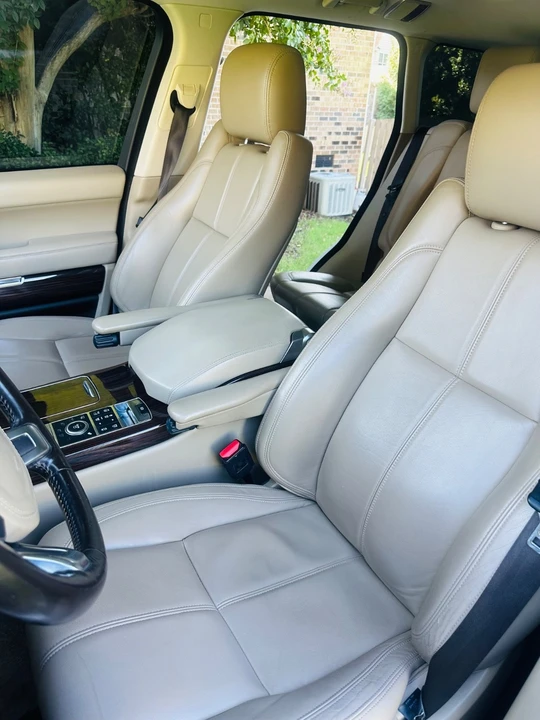 2016 Land Rover Range Rover L405 - Image 8 of 19