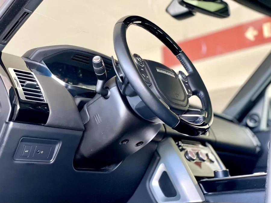 2016 Land Rover Range Rover L405 - Image 26 of 31