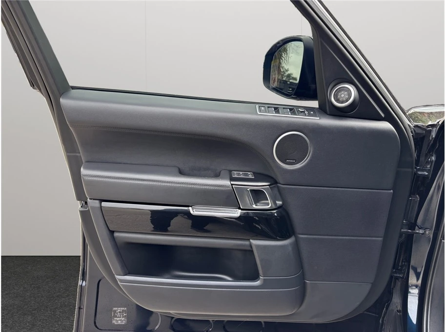 2016 Land Rover Range Rover L405 - Image 20 of 21
