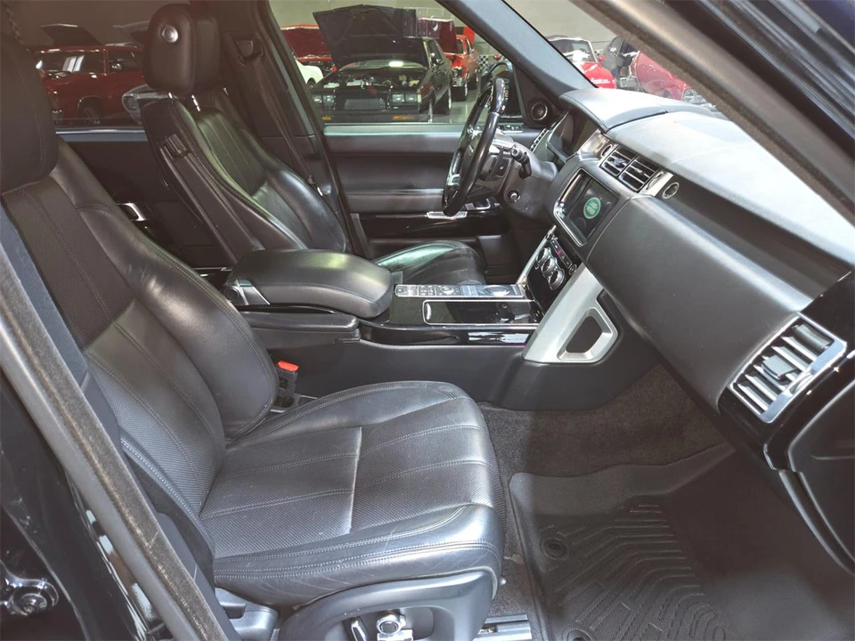 2016 Land Rover Range Rover L405 - Image 16 of 31