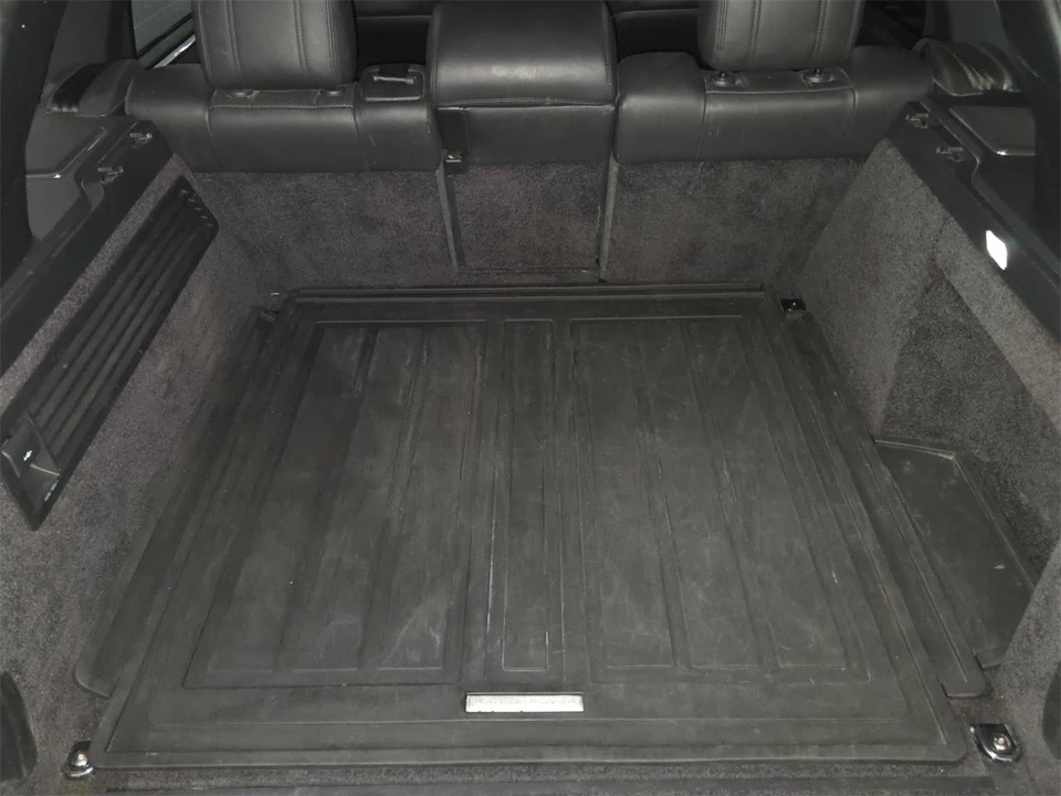 2016 Land Rover Range Rover L405 - Image 17 of 31
