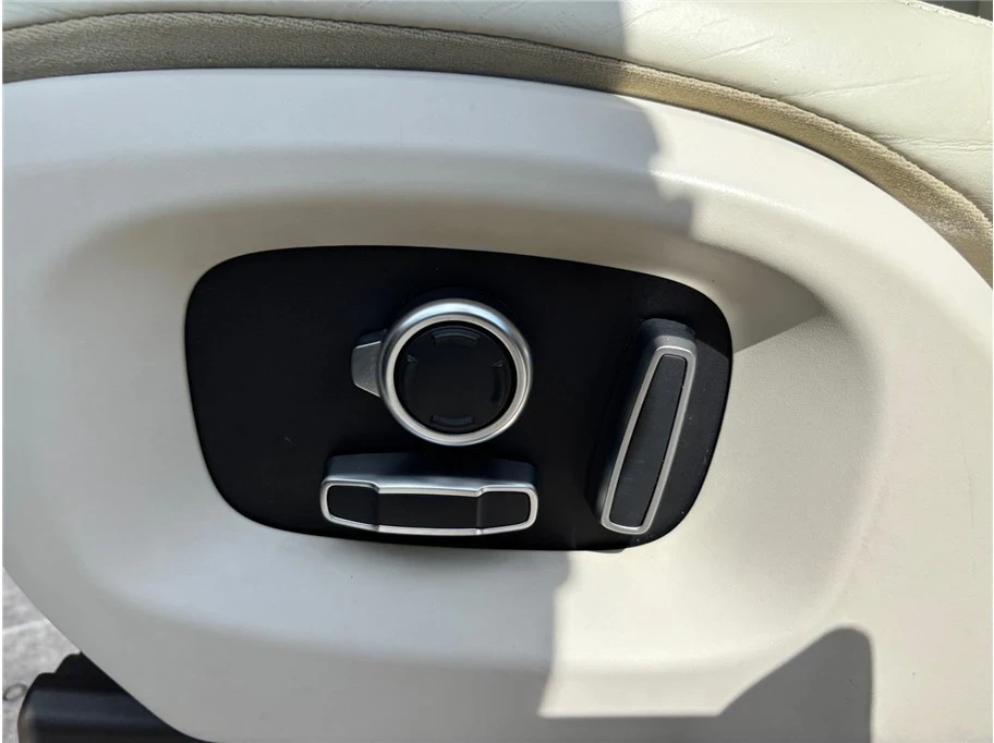 2016 Land Rover Range Rover L405 - Image 19 of 21