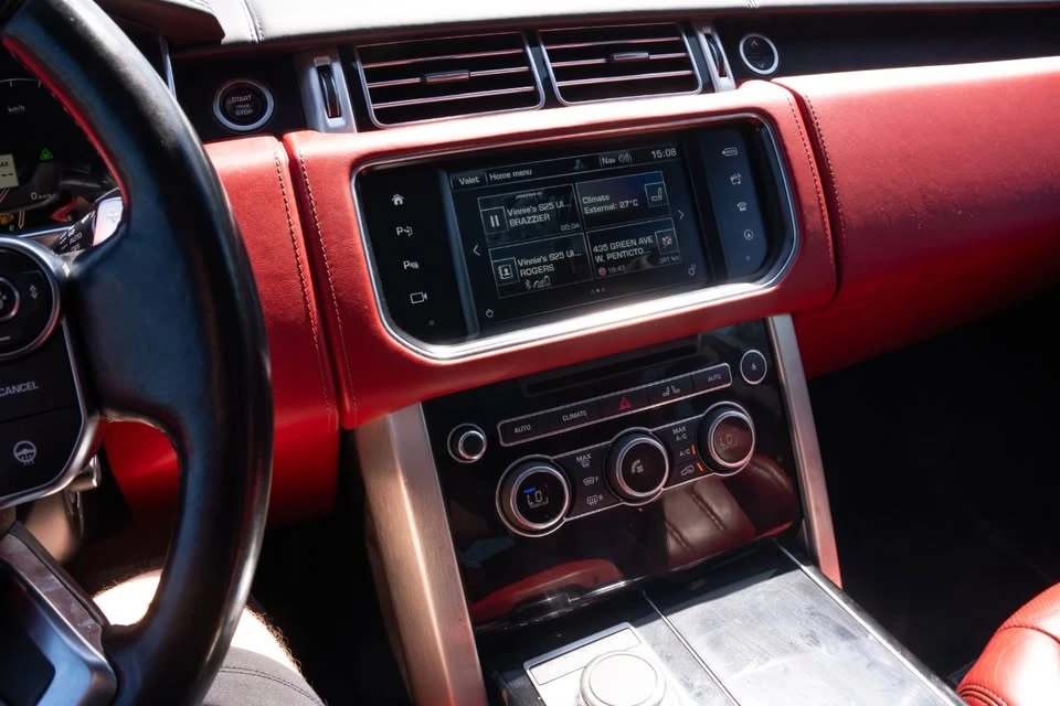 2016 Land Rover Range Rover L405 - Image 10 of 20