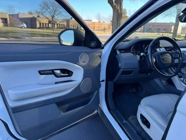 2016 Land Rover Range Rover L405 - Image 13 of 21