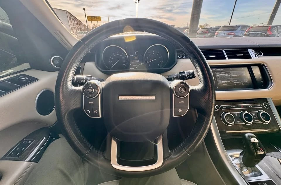 2016 Land Rover Range Rover L405 - Image 9 of 13