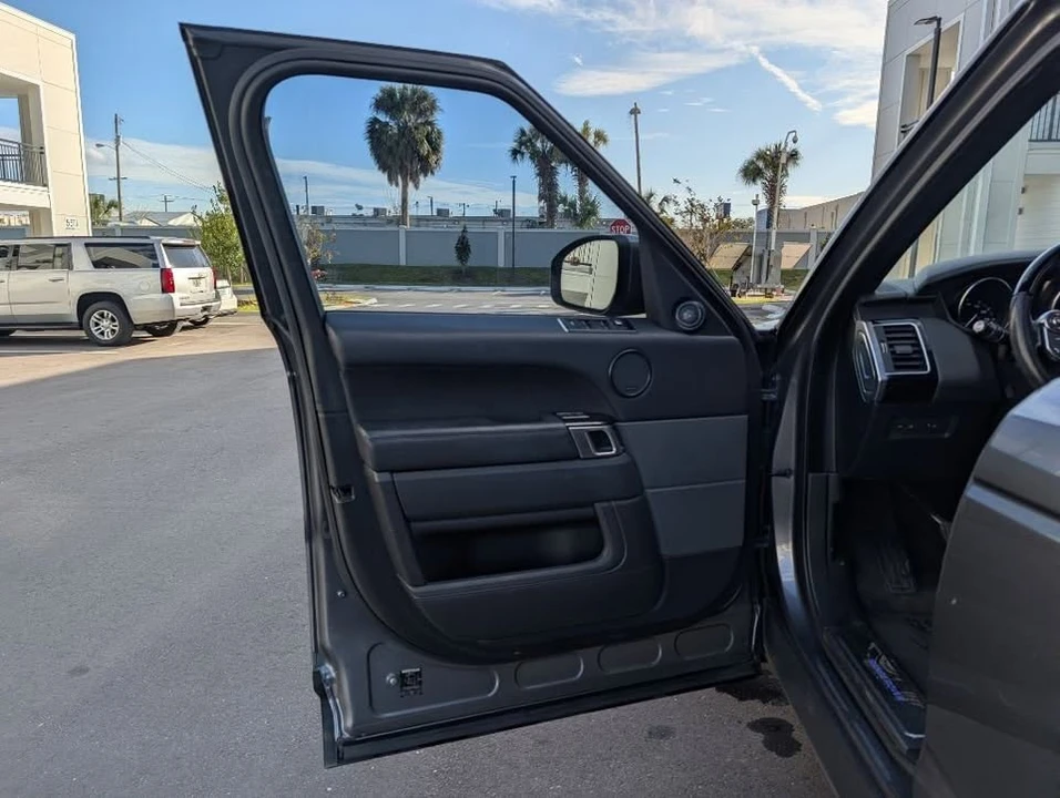 2016 Land Rover Range Rover L405 - Image 16 of 20