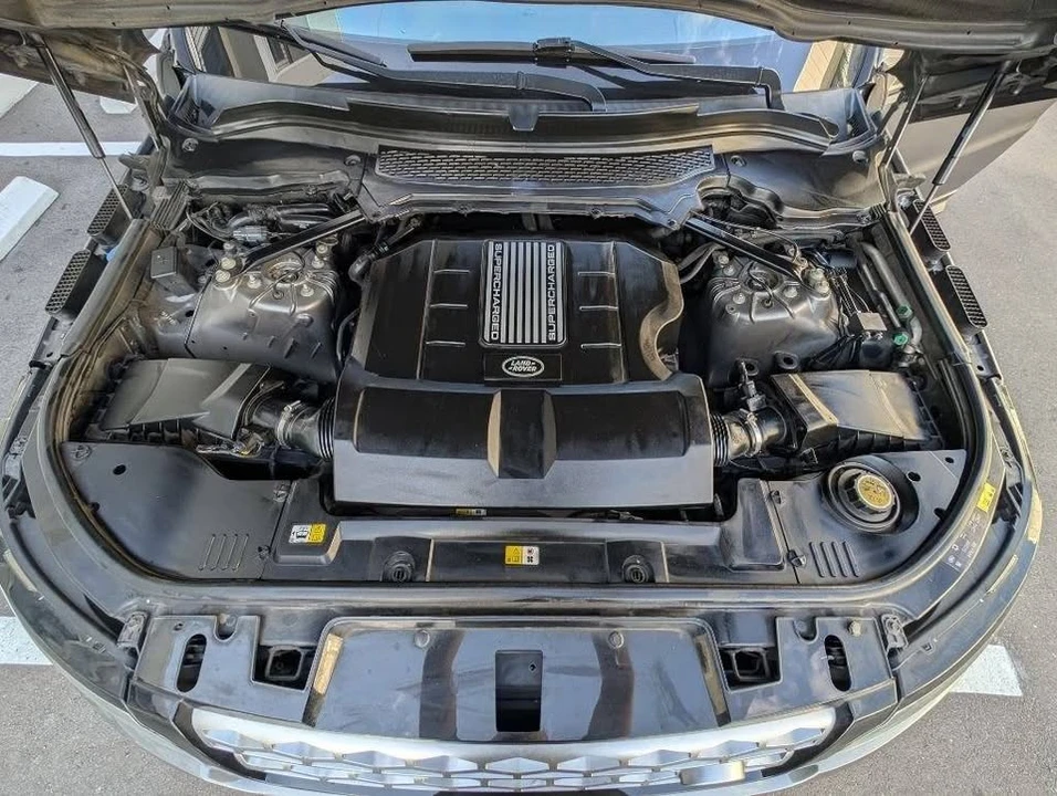 2016 Land Rover Range Rover L405 - Image 13 of 20