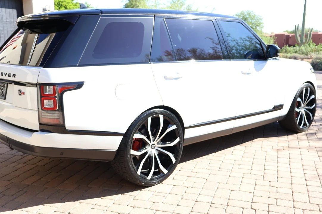 2016 Land Rover Range Rover L405 - Image 5 of 17