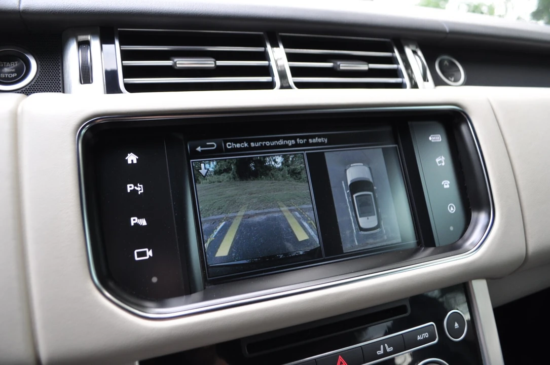 2016 Land Rover Range Rover L405 - Image 22 of 31