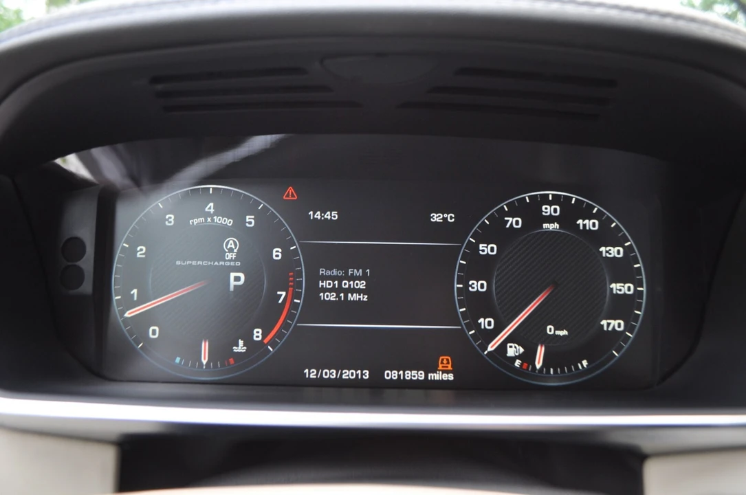 2016 Land Rover Range Rover L405 - Image 18 of 31