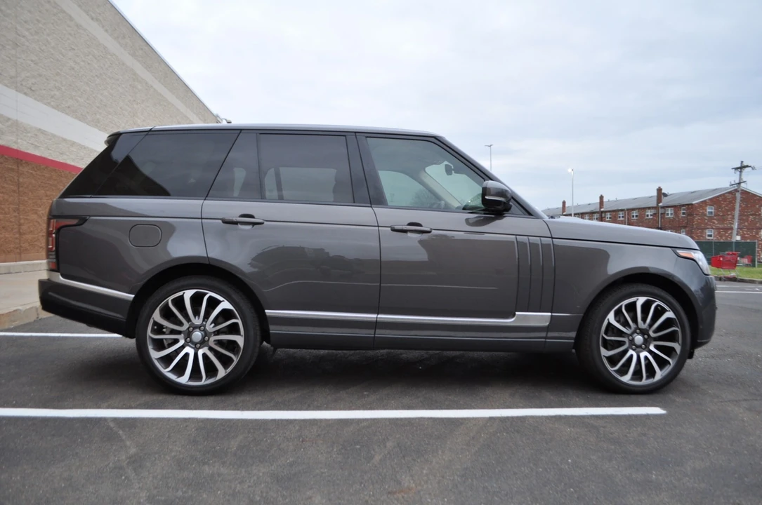 2016 Land Rover Range Rover L405 - Image 9 of 31