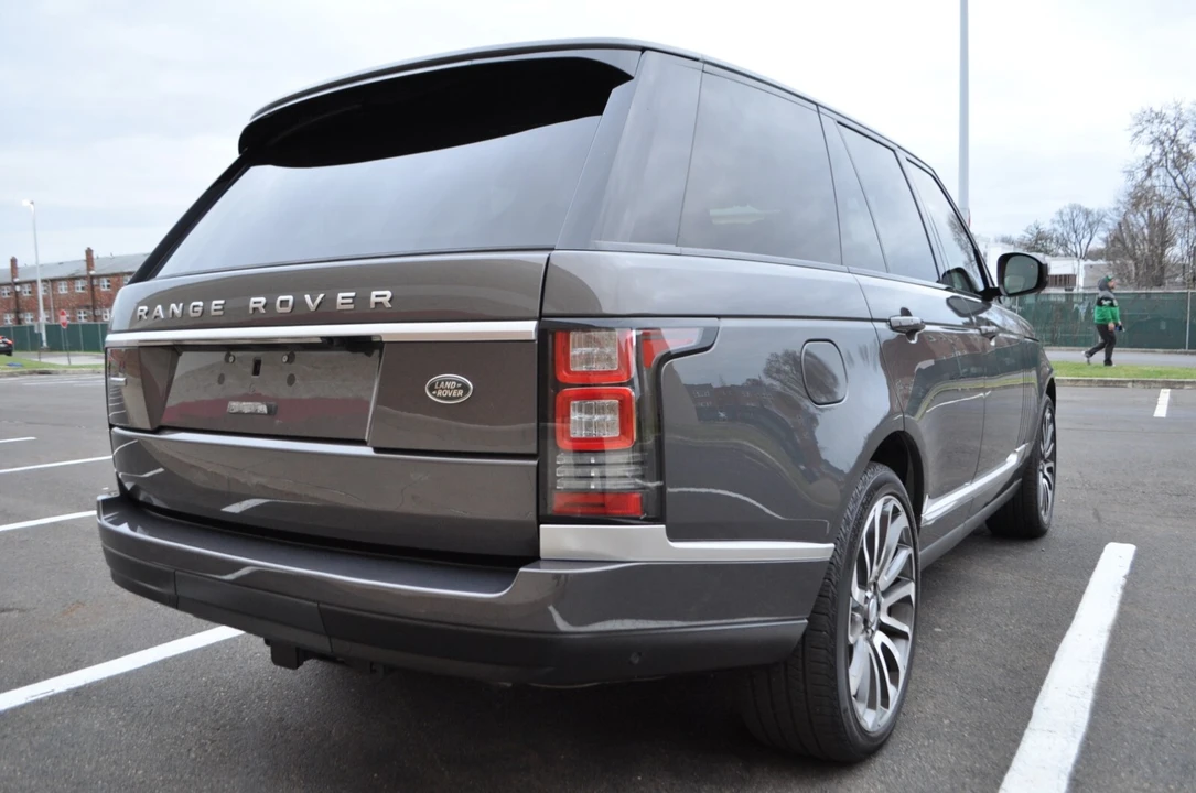 2016 Land Rover Range Rover L405 - Image 7 of 31