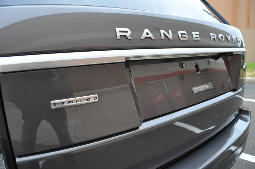 2016 Land Rover Range Rover L405 - Image 15 of 31