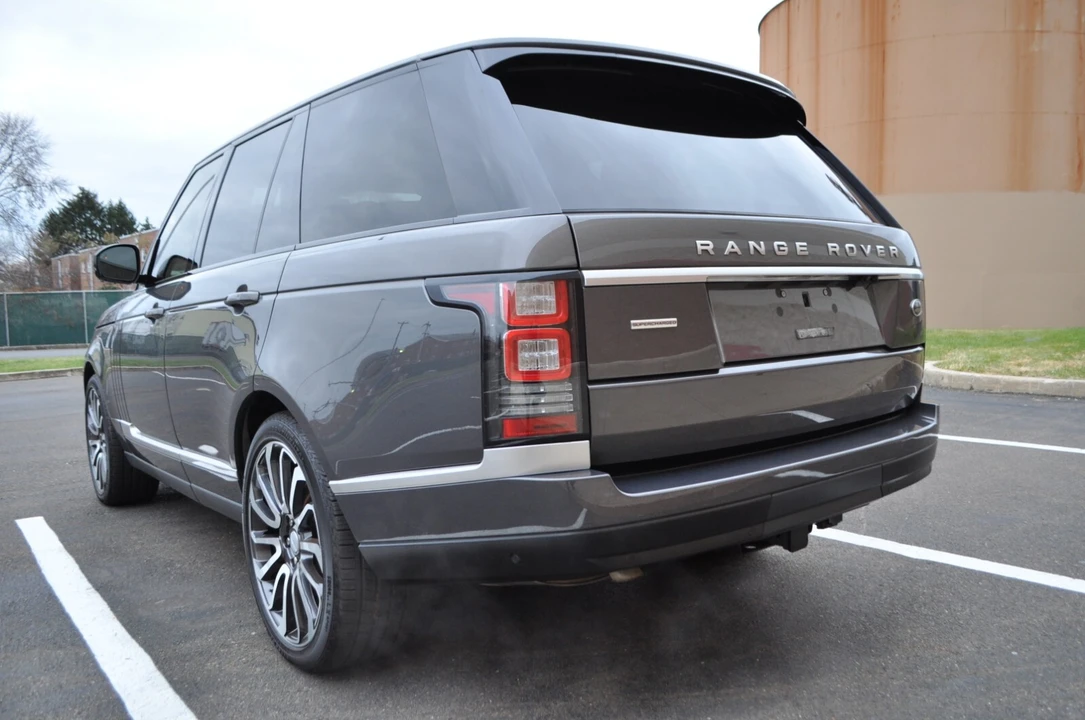 2016 Land Rover Range Rover L405 - Image 5 of 31